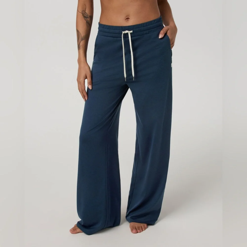 NWT Vuori Halo Essential Wideleg Pant in Blue Coast Heather - Picture 3 of 12